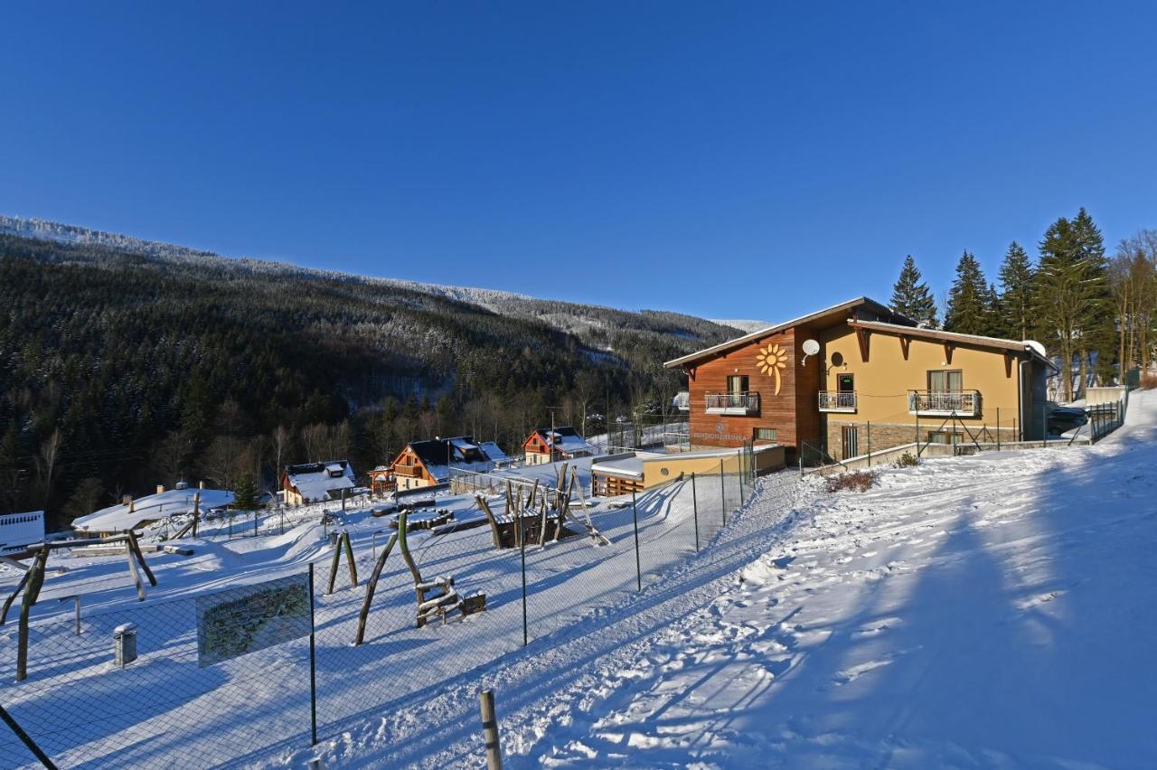 Hotel Jirinka Dolní Morava Exteriör bild